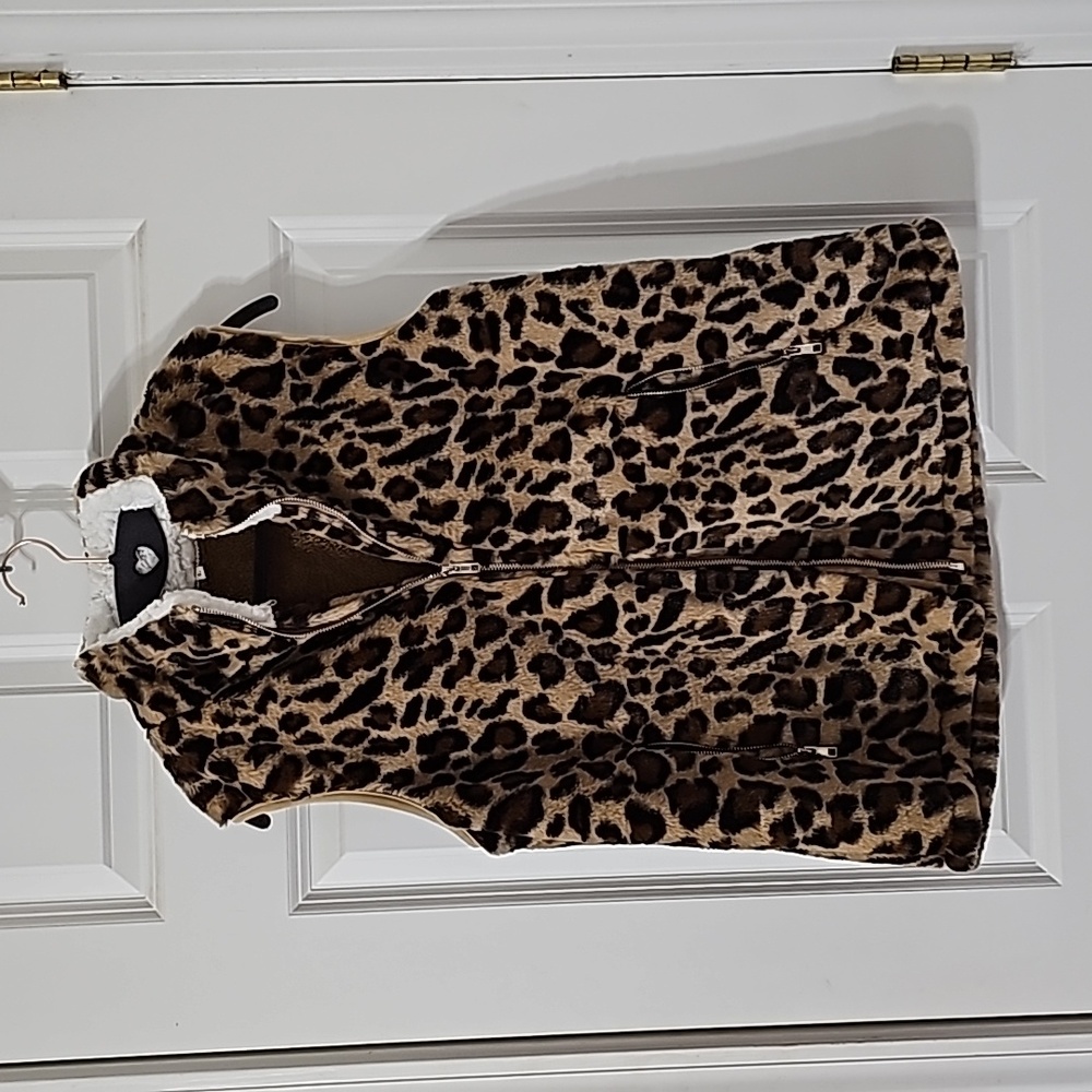 Softest Leopard Woman's Vest